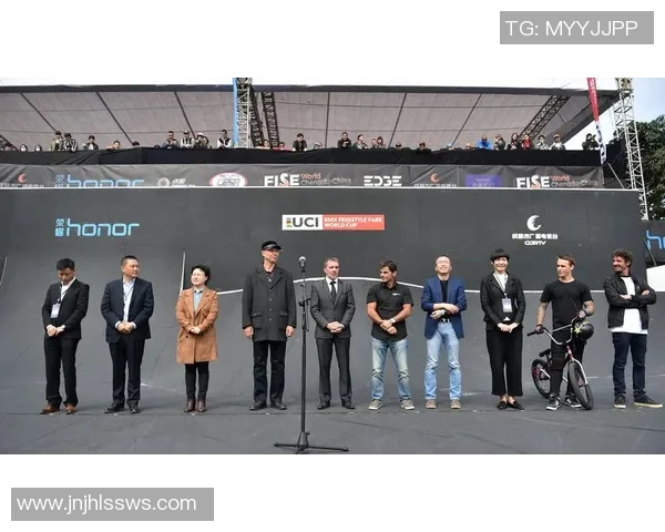 杭州街舞队在极限运动会中以72分稳居积分榜首位